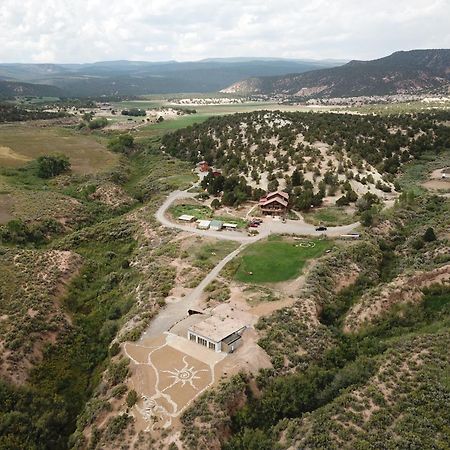 Boulder Mountain Guest Ranch Villa Luaran gambar