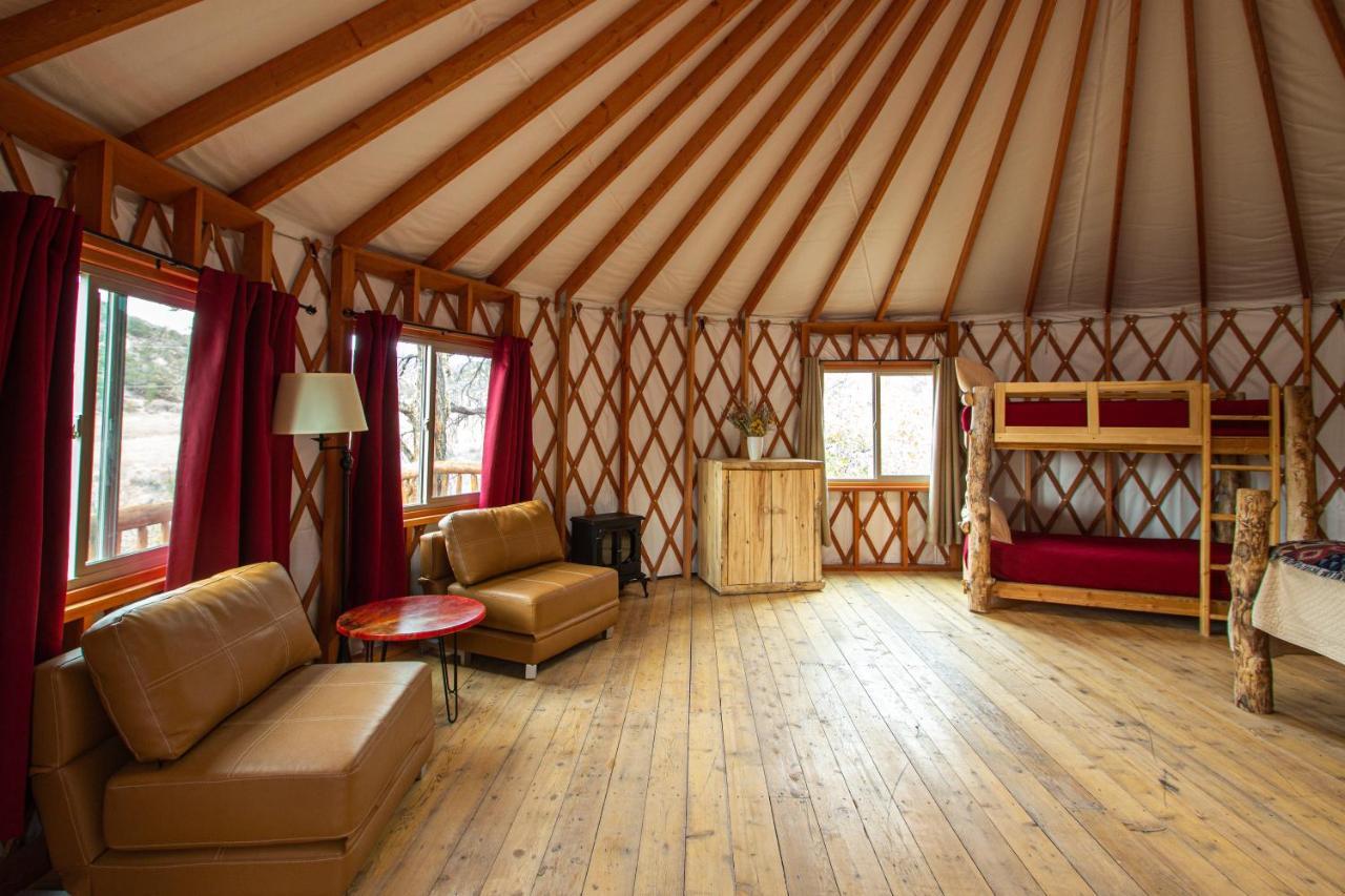 Boulder Mountain Guest Ranch Villa Luaran gambar
