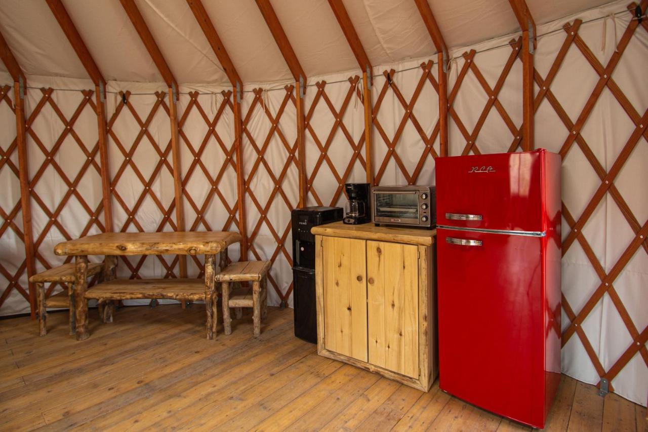 Boulder Mountain Guest Ranch Villa Luaran gambar