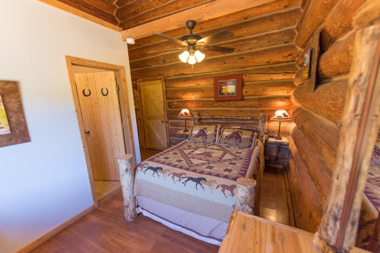 Boulder Mountain Guest Ranch Villa Luaran gambar